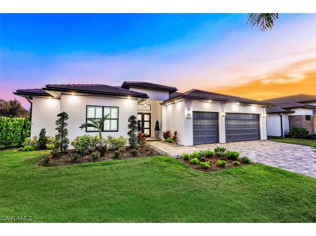 226 Legacy Court Naples FL 34110 223020936 image1
