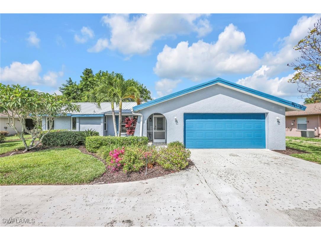 226 Pinehurst Circle Naples FL 34113 225060770 image1