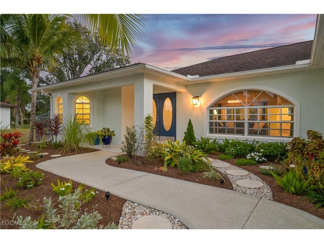 226 SW 30th Terrace Cape Coral FL 33914 2025024333 image1