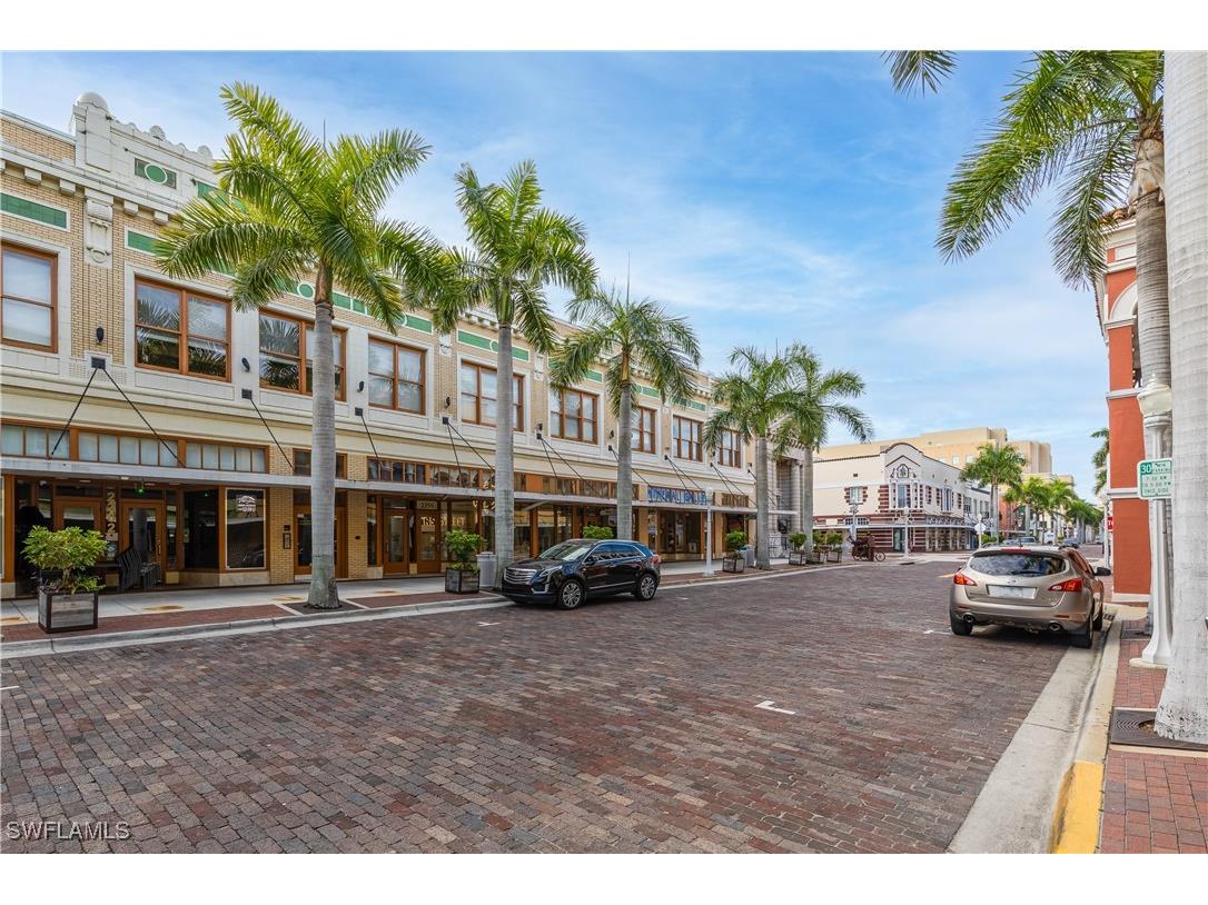 2260 1st Street #204 Fort Myers FL 33901 225062568 image1