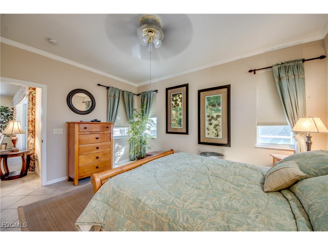 2260 Rio Nuevo Drive North Fort Myers FL 33917 2025025852 image28