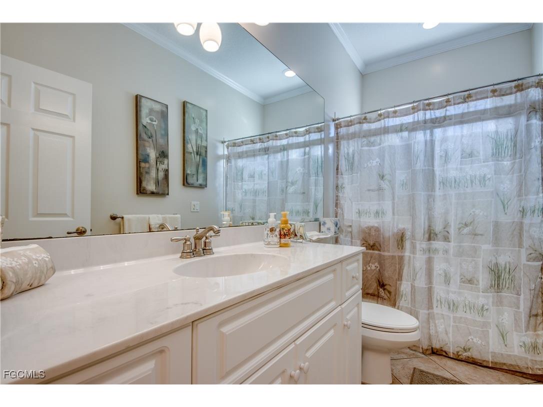 2260 Rio Nuevo Drive North Fort Myers FL 33917 2025025852 image36