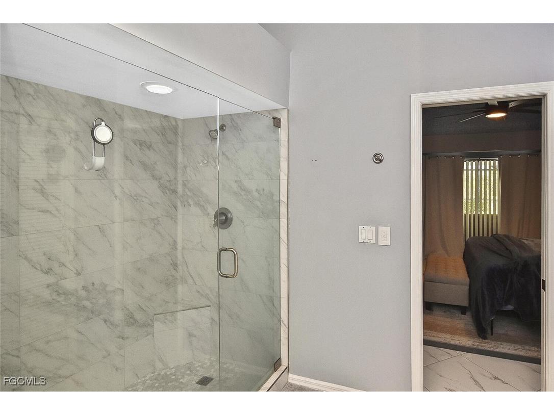 22607 Fountain Lakes Boulevard Estero FL 33928 2025003929 image18