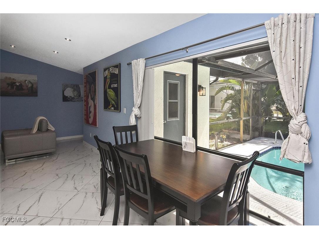 22607 Fountain Lakes Boulevard Estero FL 33928 2025003929 image24