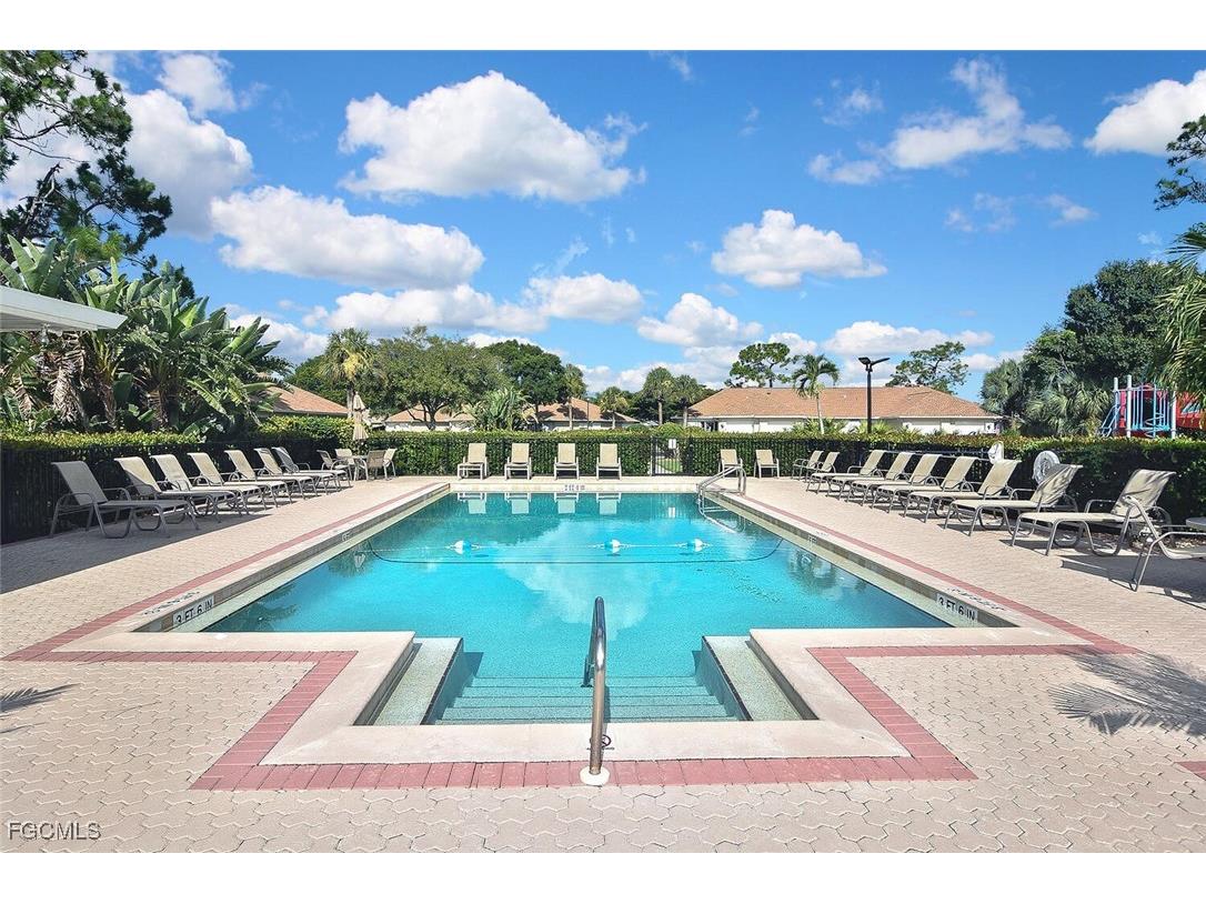 22607 Fountain Lakes Boulevard Estero FL 33928 2025003929 image39