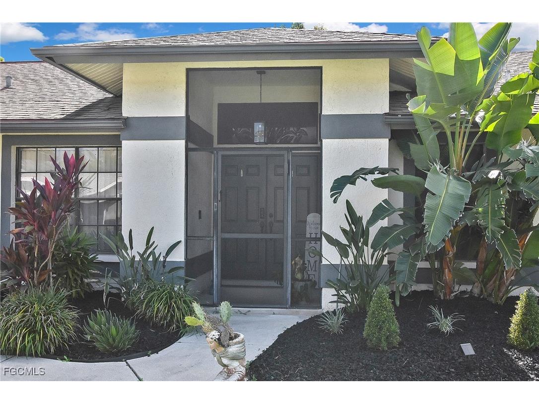 22607 Fountain Lakes Boulevard Estero FL 33928 2025003929 image48