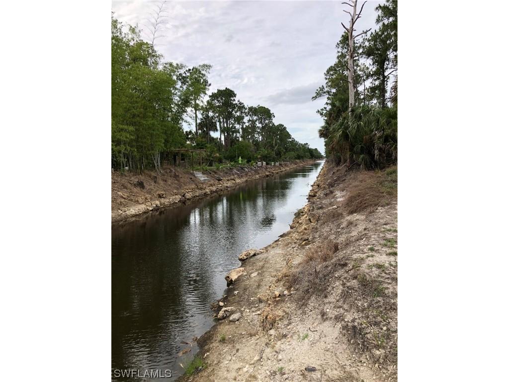 2261 10th Avenue SE Naples FL 34117 221037670 image1