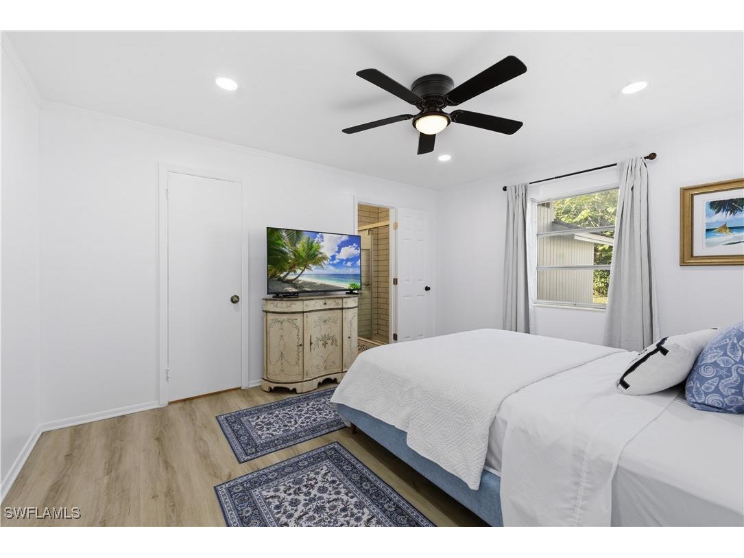 2261 11th Street N Naples FL 34103 225082326 image17