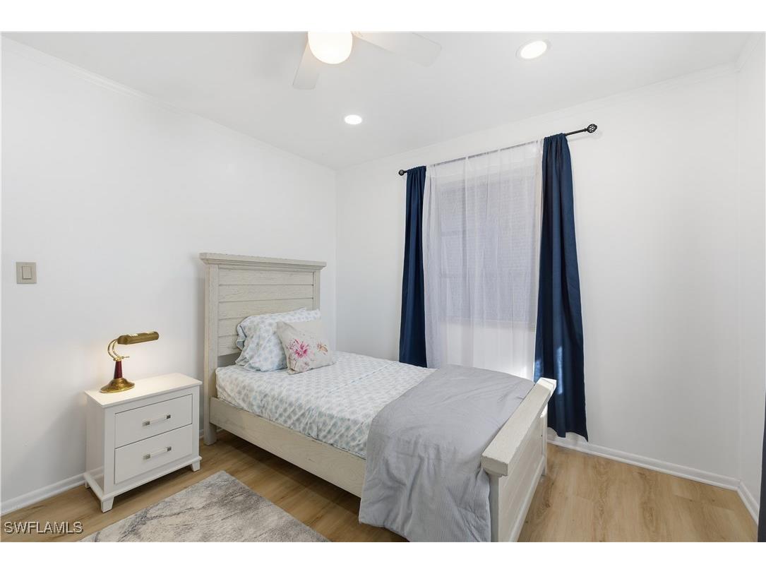 2261 11th Street N Naples FL 34103 225082326 image20