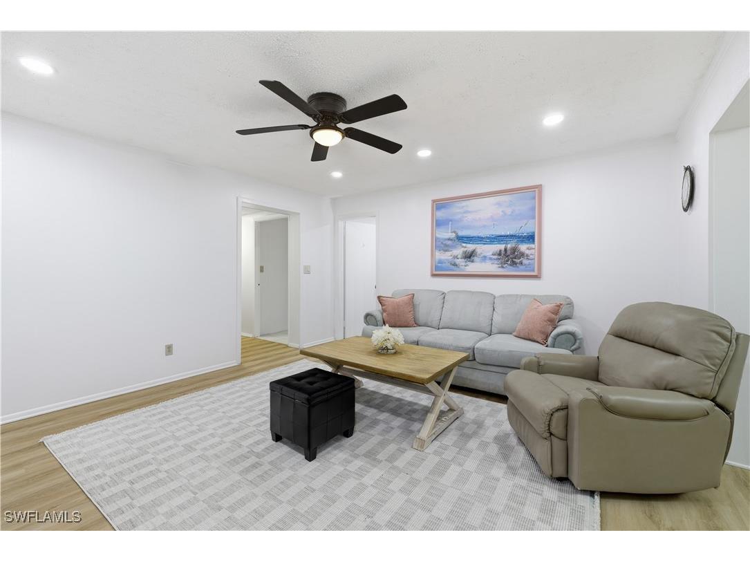 2261 11th Street N Naples FL 34103 225082326 image4