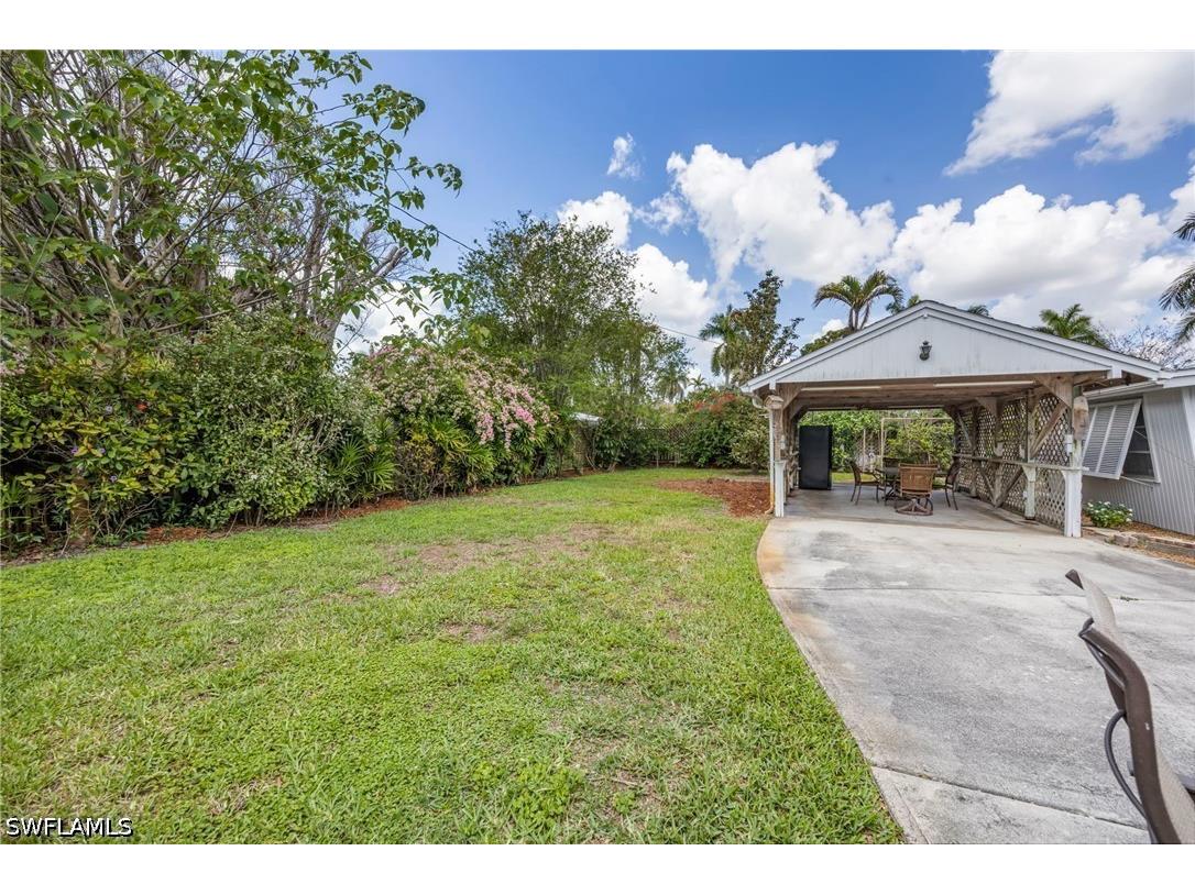 2261 11th Street N Naples FL 34103 226013916 image20