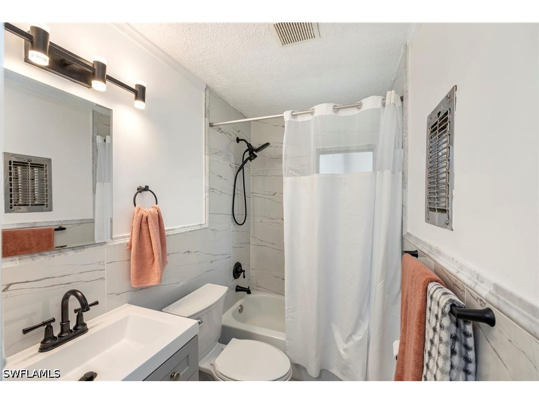 2261 11th Street N Naples FL 34103 226013920 image12