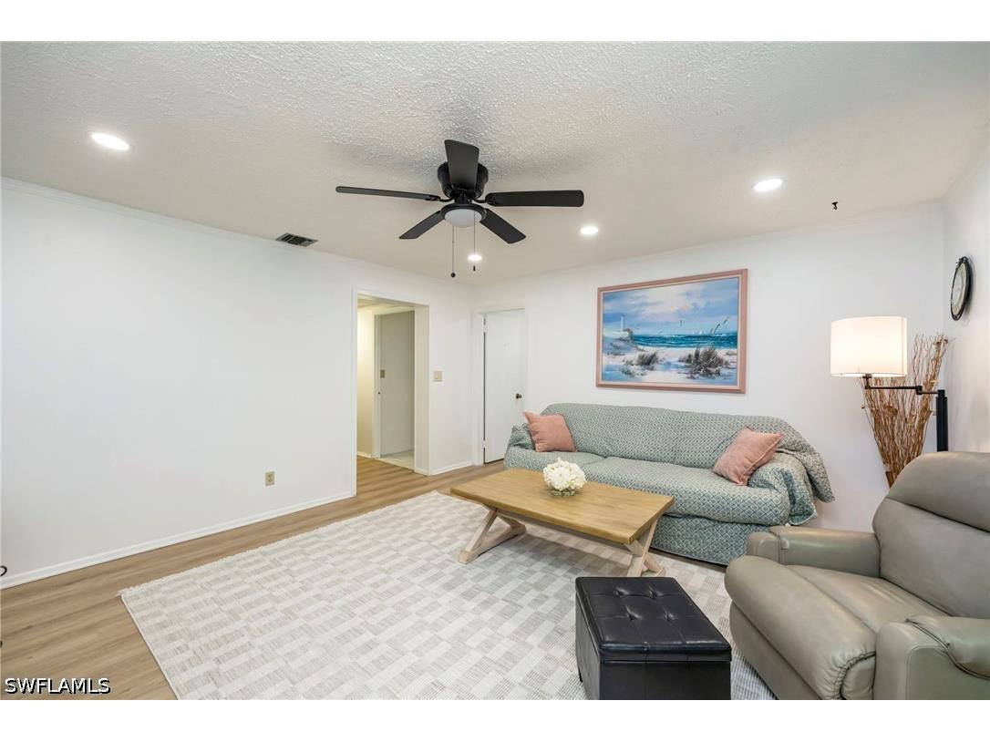 2261 11th Street N Naples FL 34103 226013920 image4