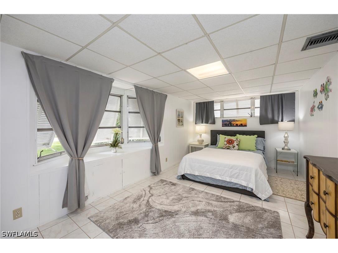 2261 11th Street N Naples FL 34103 226013920 image9