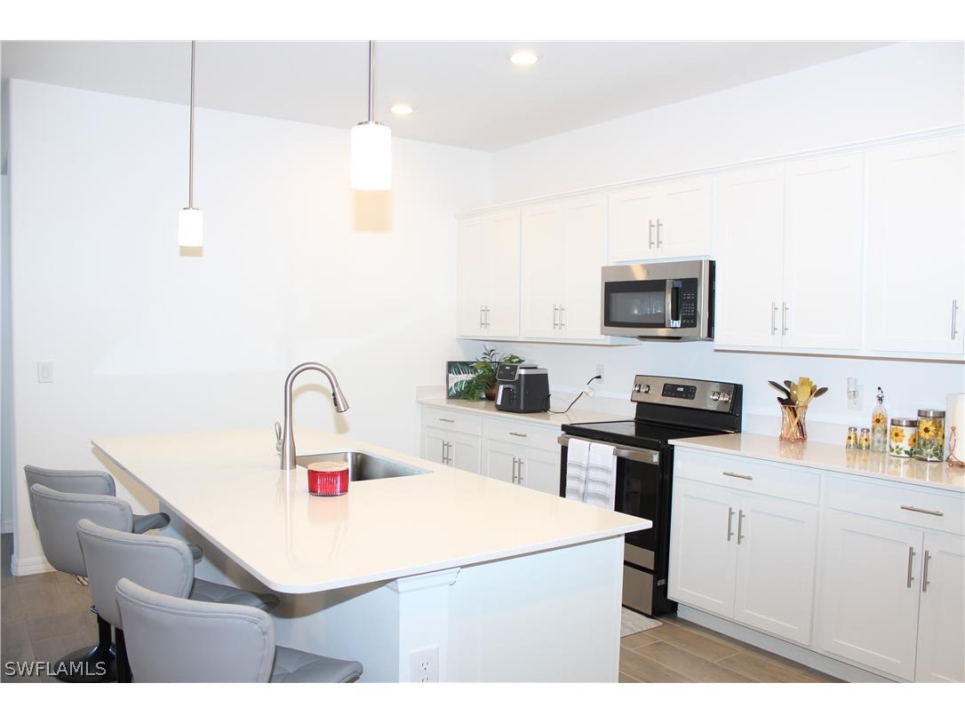 2261 Avocado Lane Naples FL 34120 226009898 image4