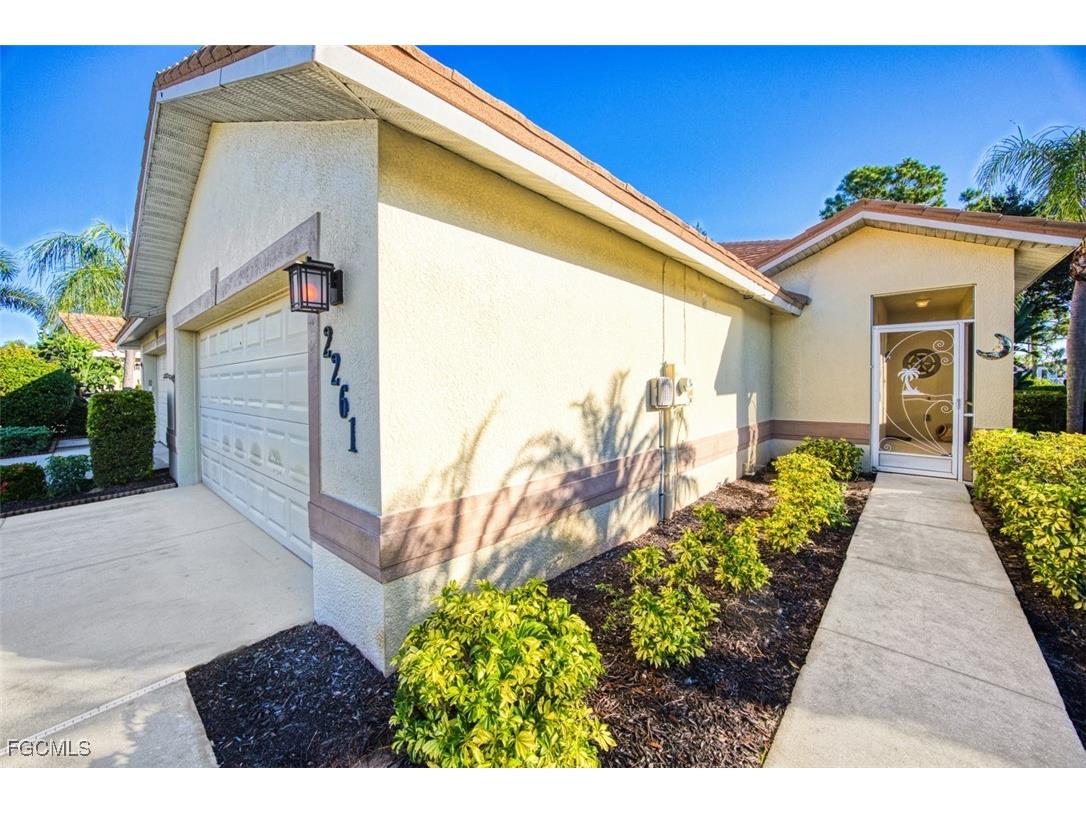 2261 Carnaby Court Lehigh Acres FL 33973 2025010295 image16