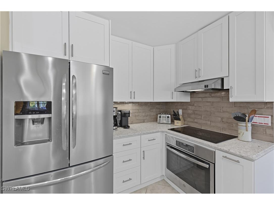 2261 Kings Lake Boulevard Naples FL 34112 225074114 image12