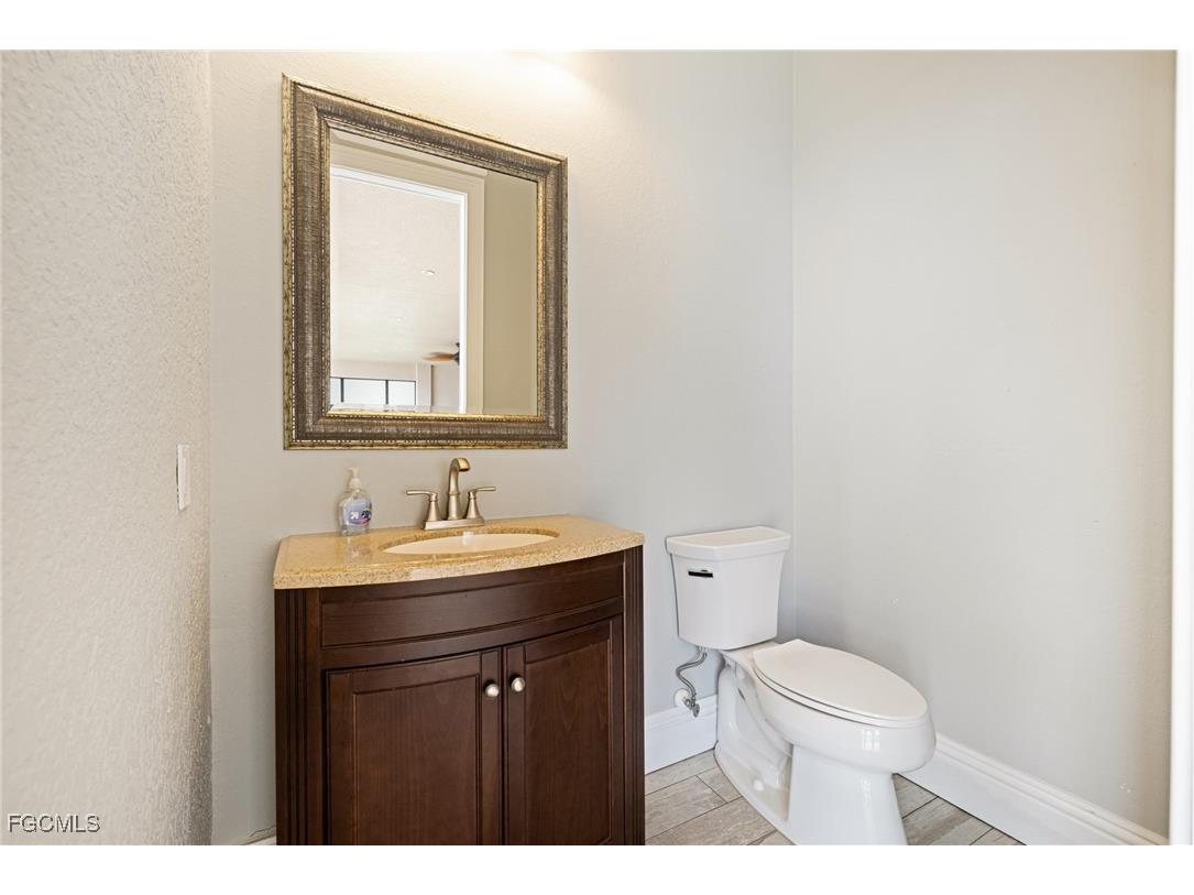 2262 SE 28th Street Cape Coral FL 33904 2025021282 image32