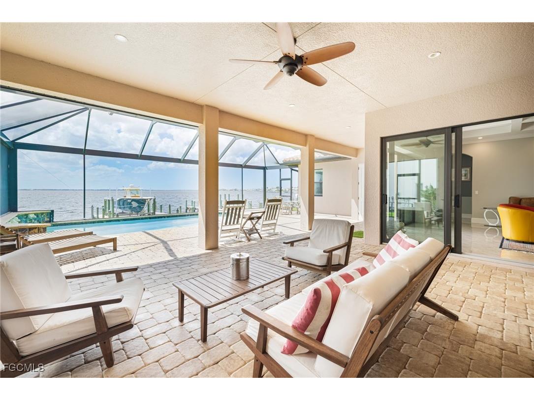 2262 SE 28th Street Cape Coral FL 33904 2025021282 image40