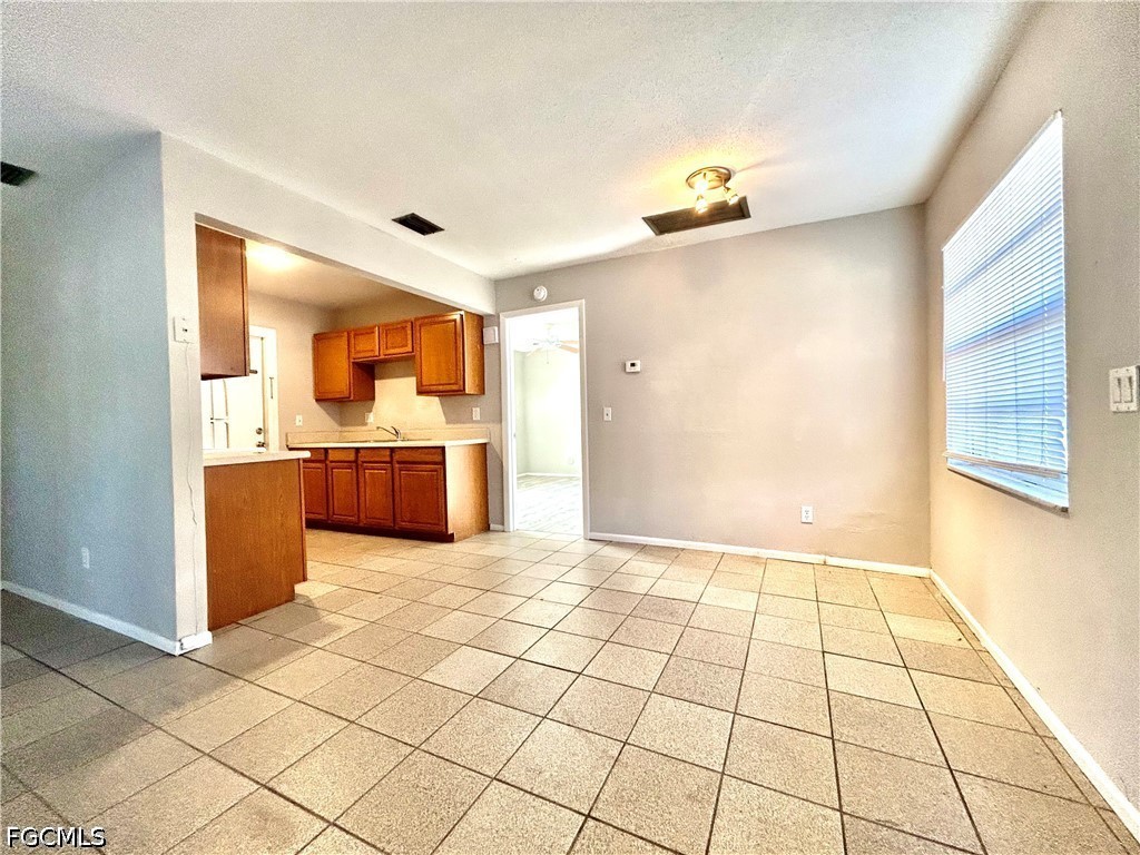 2262 Stella Street Fort Myers FL 33901 2026019231 image1