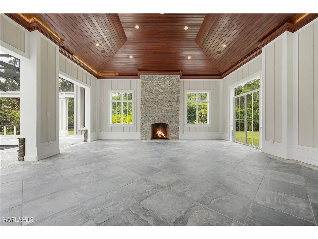 2263 Coach House Lane Naples FL 34105 225062613 image40