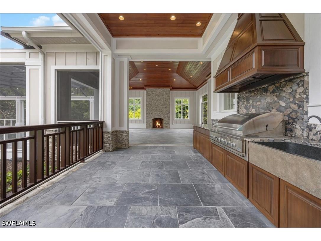 2263 Coach House Lane Naples FL 34105 226023432 image28