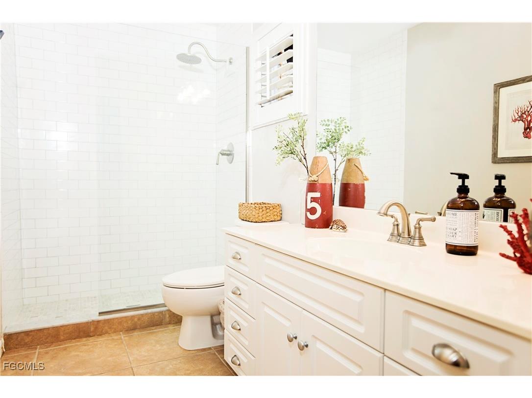 22631 Island Lakes Drive Estero FL 33928 2025017842 image25