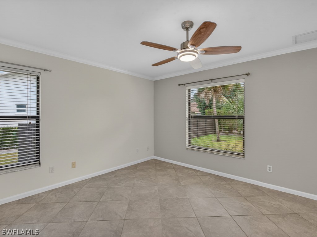 2264 Outrigger Lane Naples FL 34104 226004968 image10