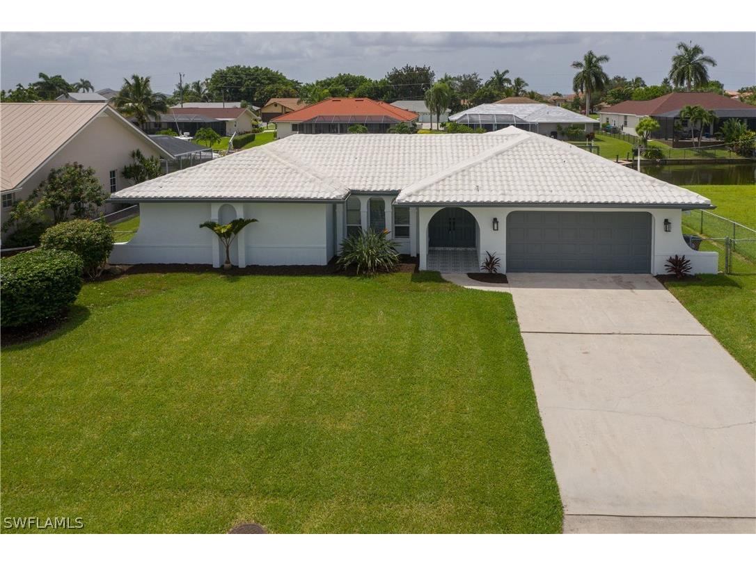 2264 SE 27th Street Cape Coral FL 33904 223007394 image1