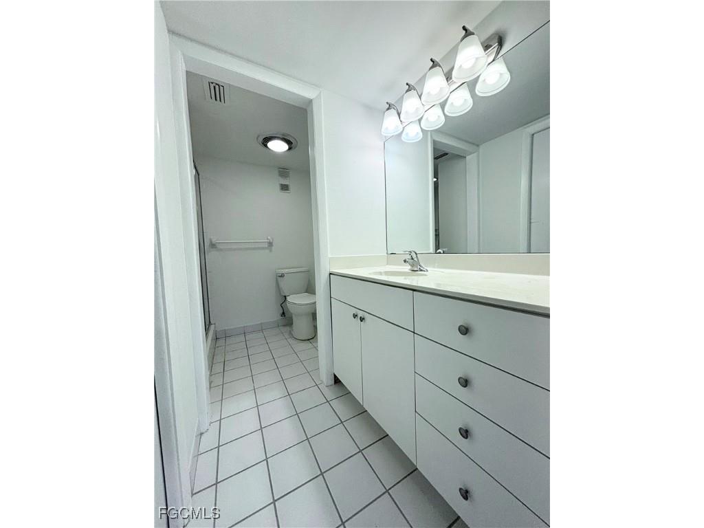 2264 Winkler Avenue #107 Fort Myers FL 33901 2025010624 image11