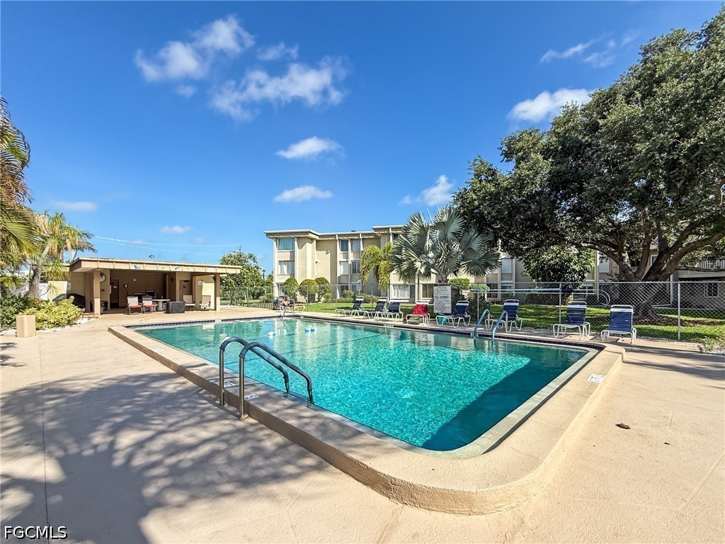 2264 Winkler Avenue #107 Fort Myers FL 33901 2026023825 image1