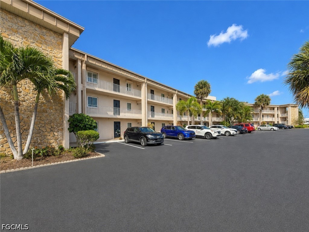 2264 Winkler Avenue #107 Fort Myers FL 33901 2026023825 image2