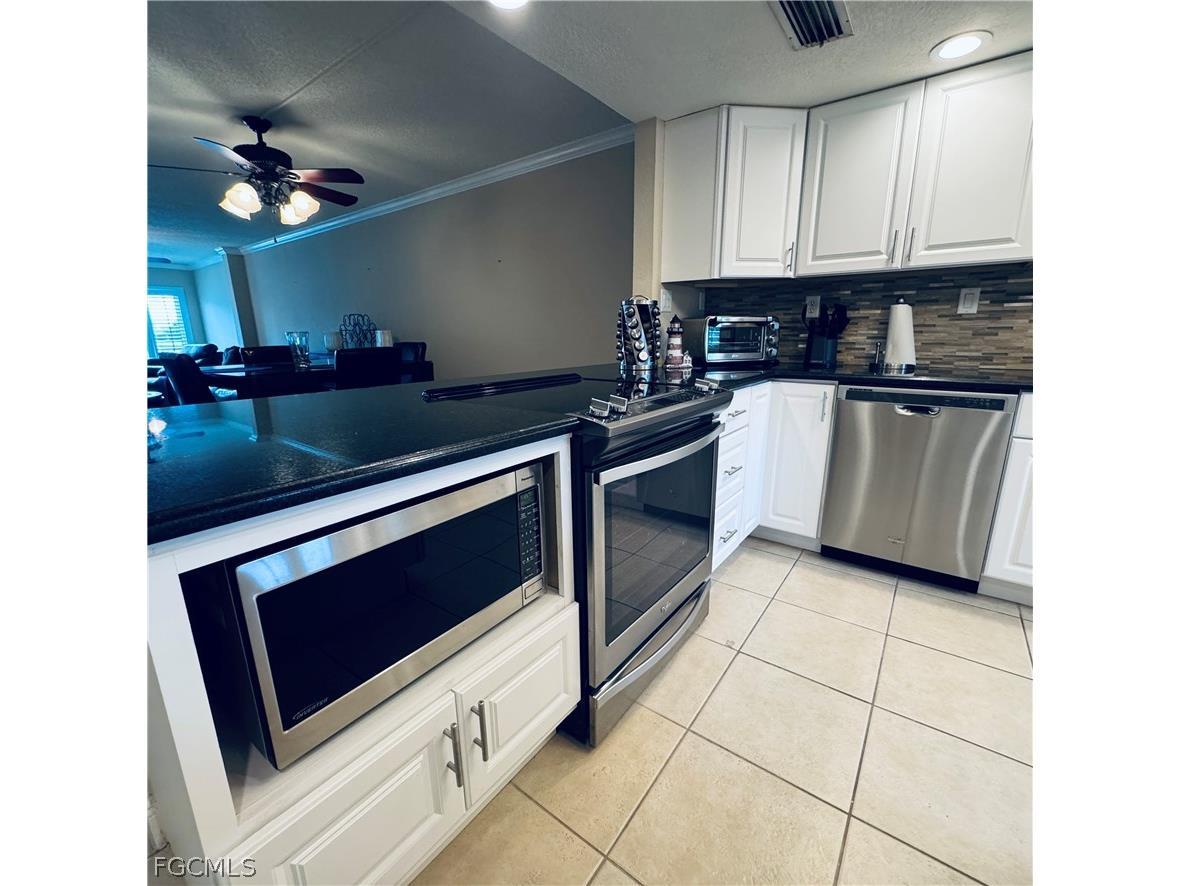 2264 Winkler Avenue #202 Fort Myers FL 33901 2026012543 image5