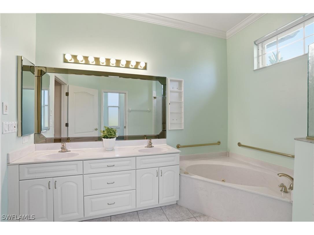 2265 Heritage Greens Drive Naples FL 34119 226008957 image17