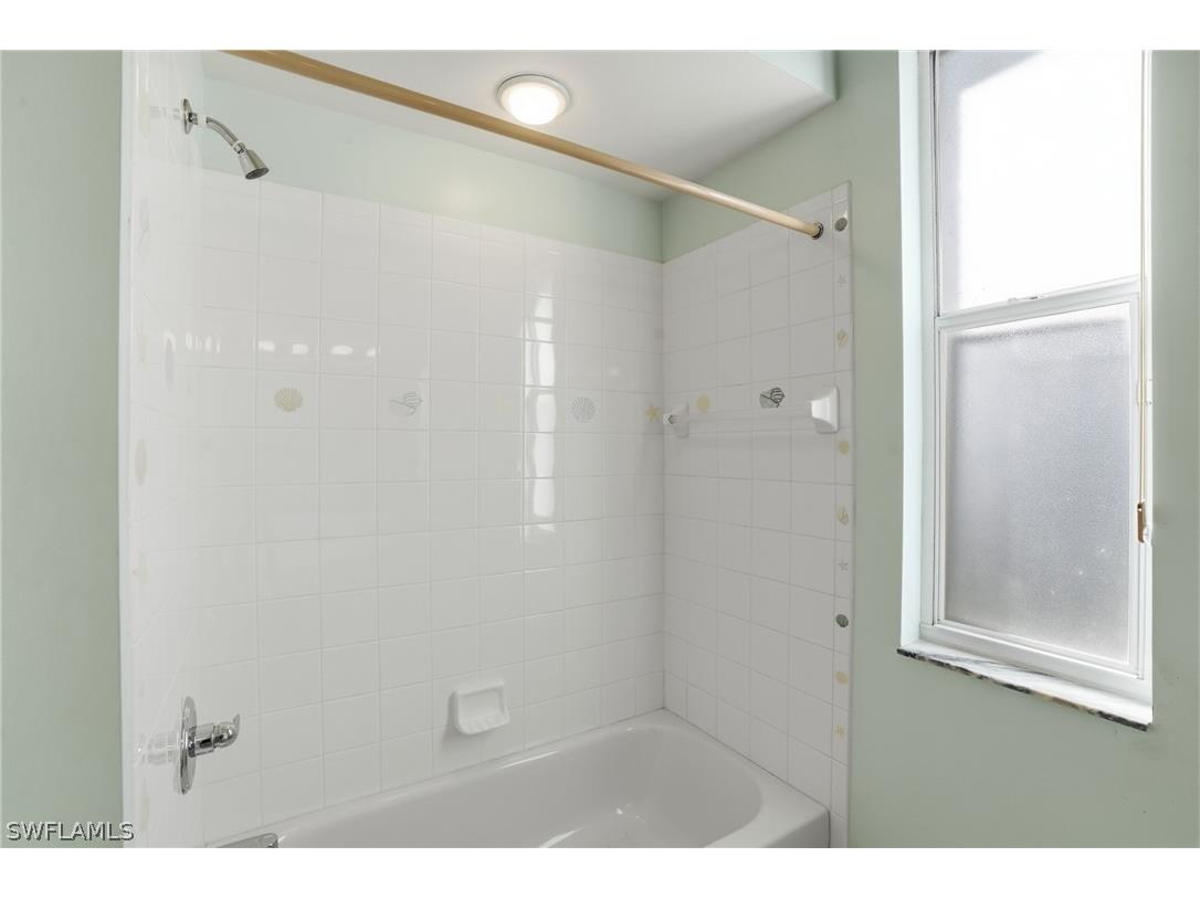 2265 Heritage Greens Drive Naples FL 34119 226008957 image23
