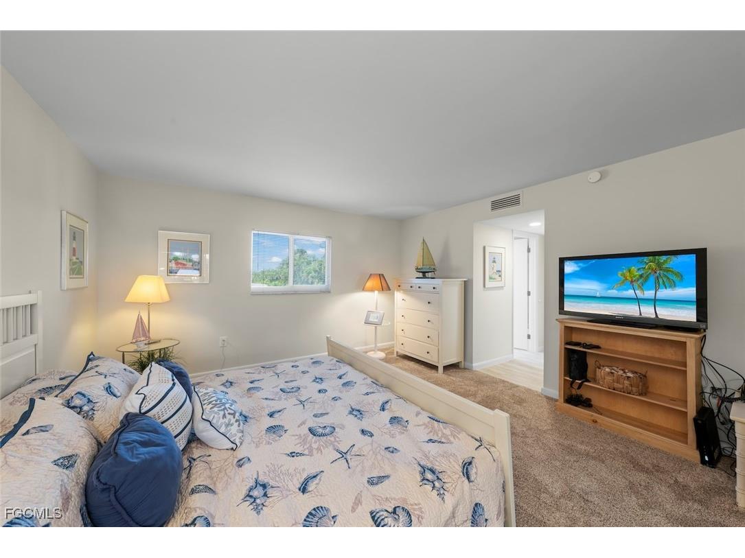 2265 W Gulf Drive #210F Sanibel FL 33957 2026005138 image21