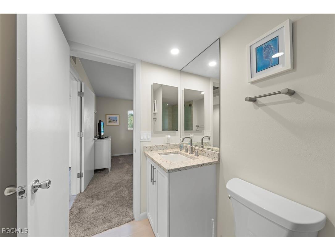 2265 W Gulf Drive #210F Sanibel FL 33957 2026005138 image28