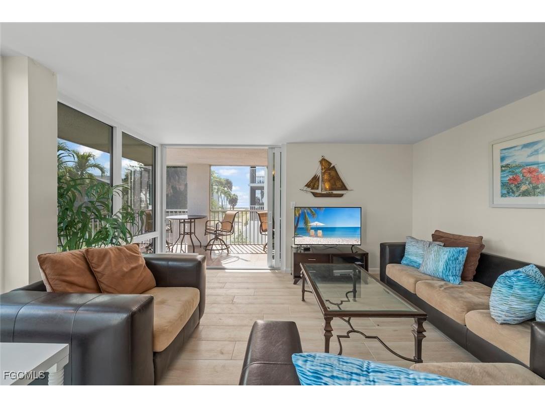2265 W Gulf Drive #210F Sanibel FL 33957 2026005138 image4