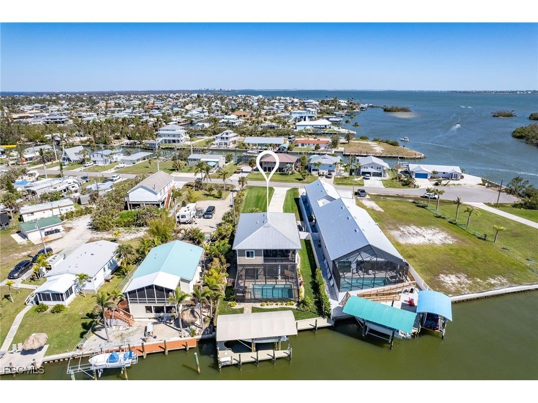 2265 York Road Saint James City FL 33956 2025017183 image2