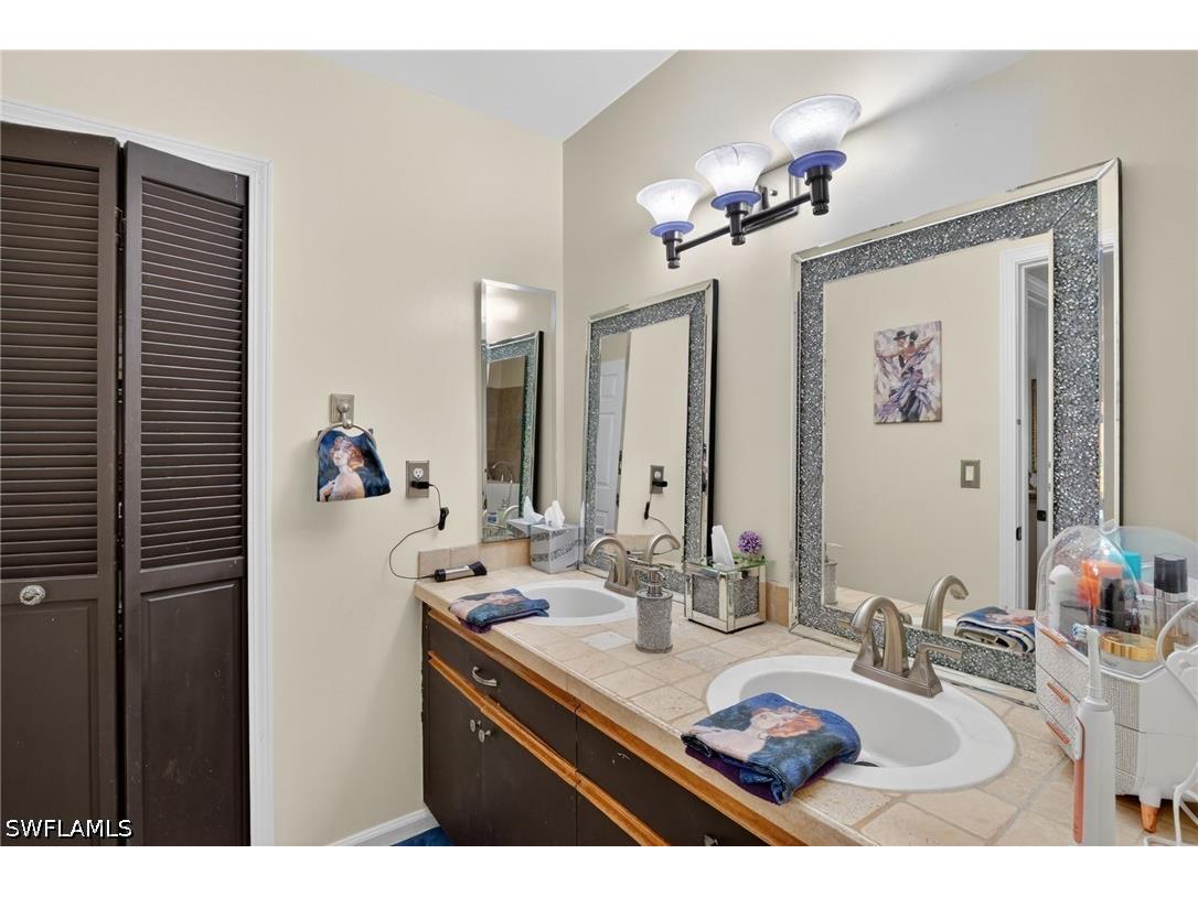 22656 Fountain Lakes Boulevard Estero FL 33928 226008491 image39
