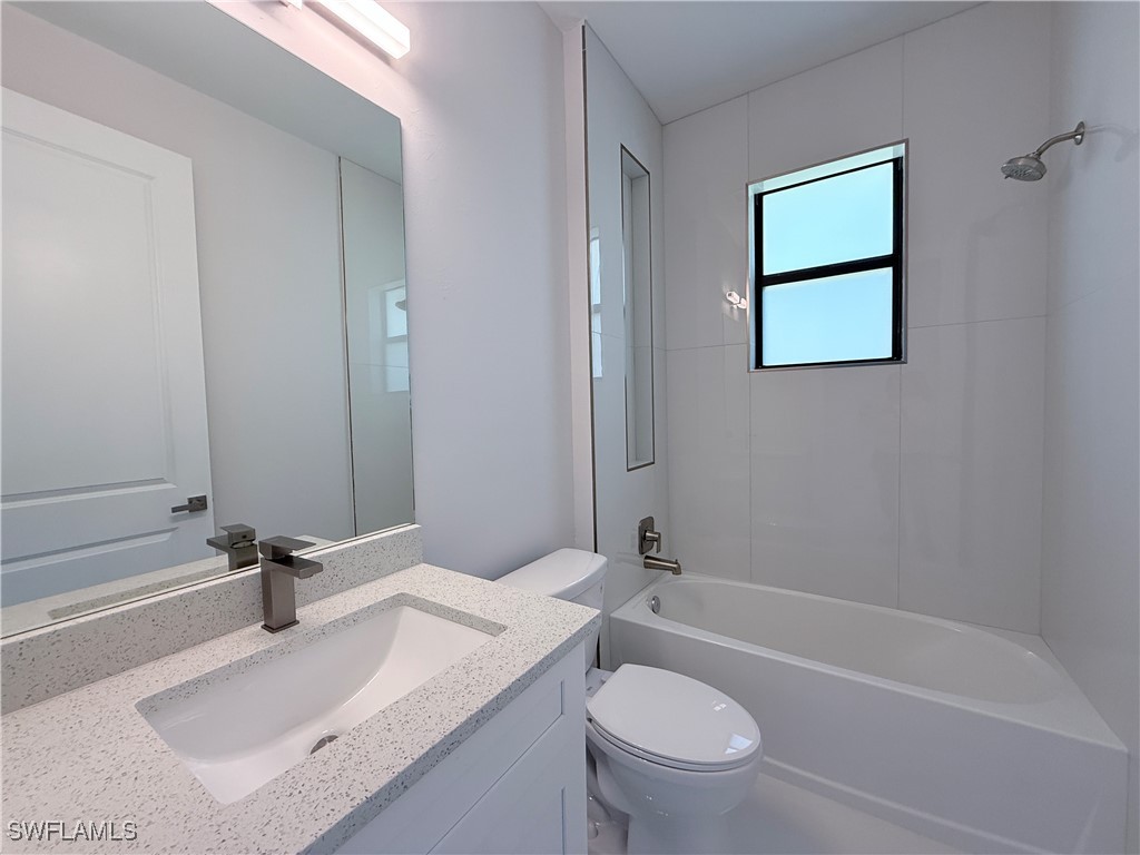 2266 Desoto Boulevard S Naples FL 34117 225079191 image13