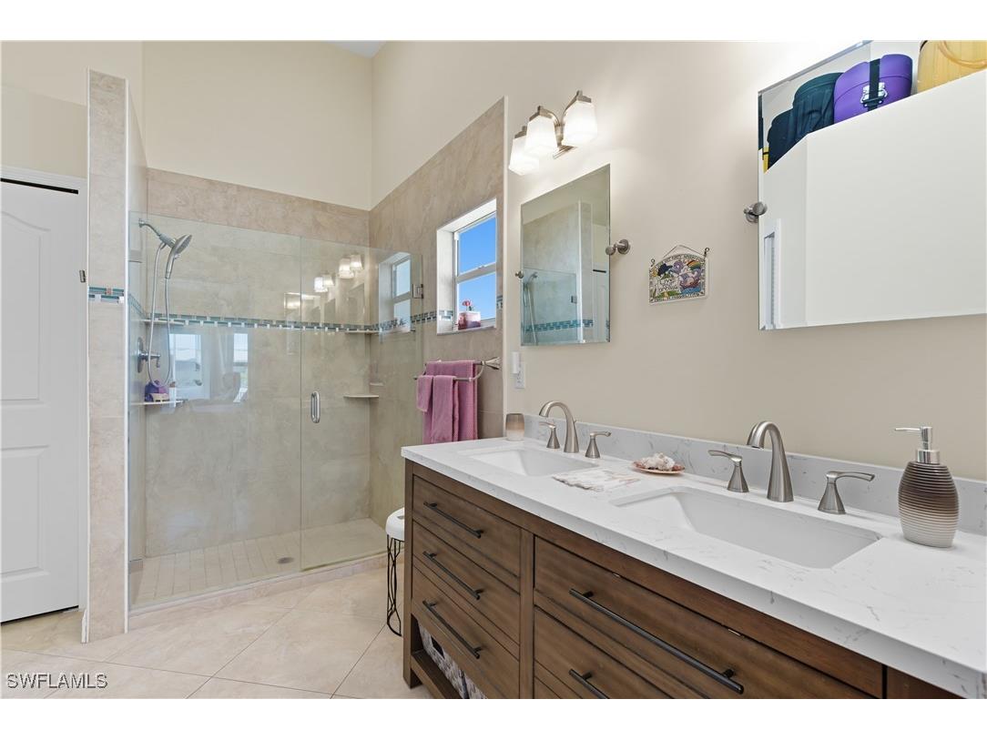 2266 Stacil Circle #3 Naples FL 34109 225070576 image32