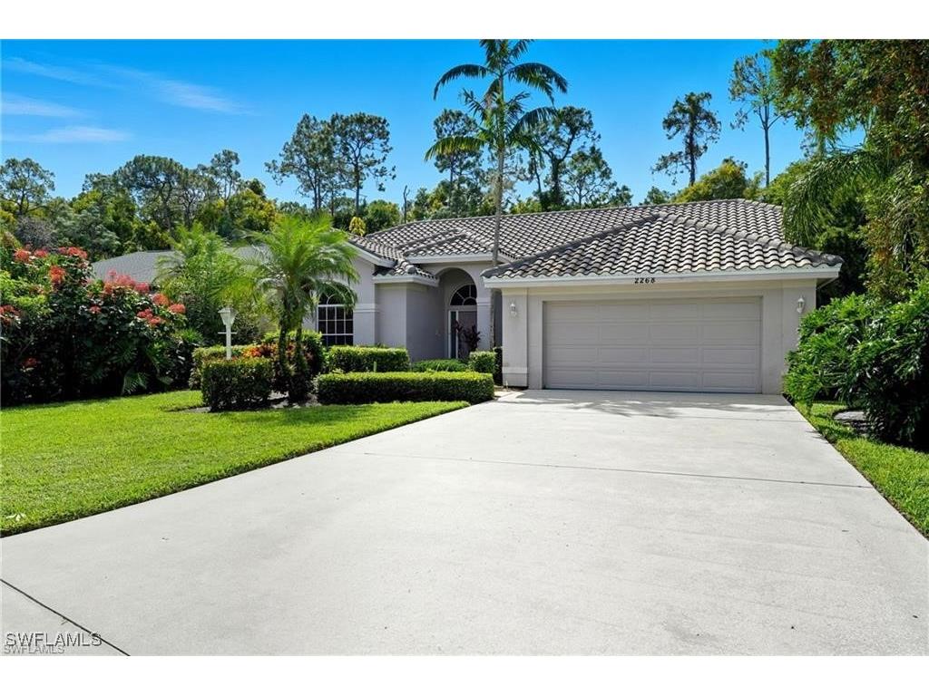 2268 Piccadilly Court Naples FL 34112 225082344 image1