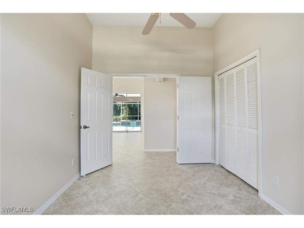 2268 Piccadilly Court Naples FL 34112 225082344 image18