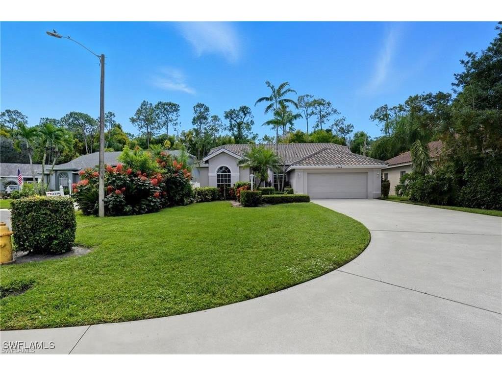 2268 Piccadilly Court Naples FL 34112 225082344 image2