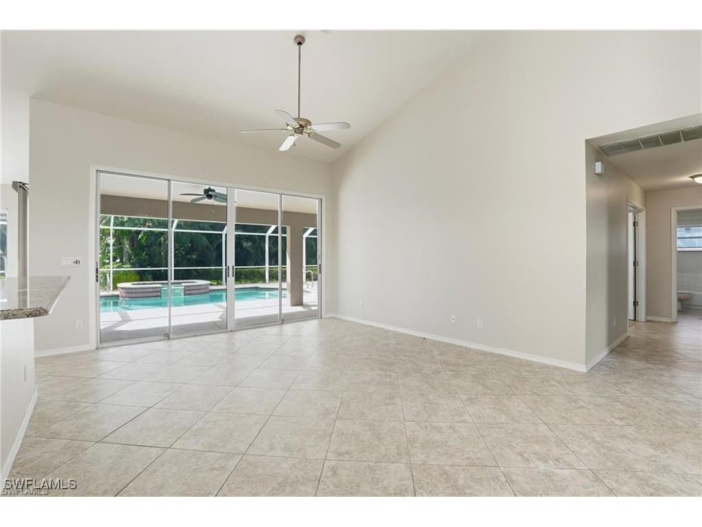 2268 Piccadilly Court Naples FL 34112 225082344 image5