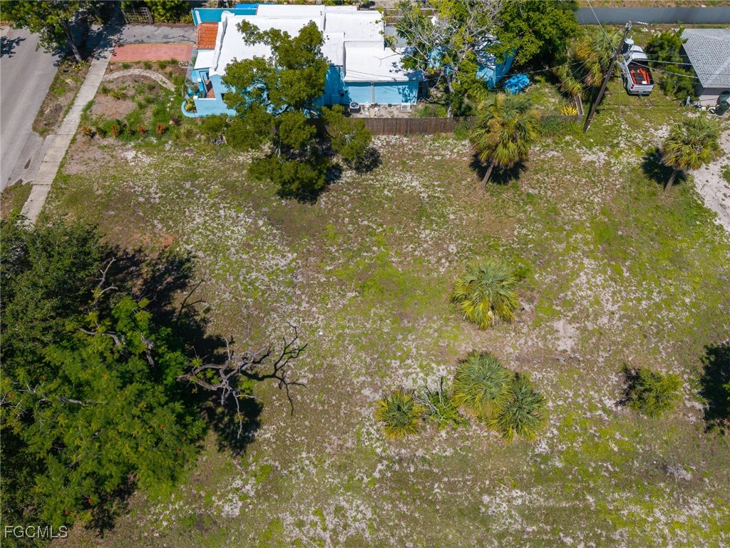 2269 Katherine Street Fort Myers FL 33901 2025005480 image3