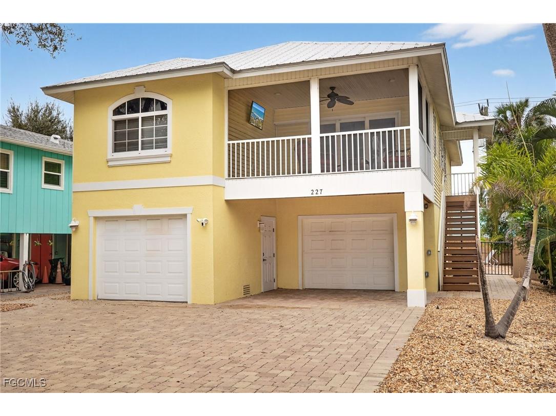 227 Mango Street Fort Myers Beach FL 33931 2025021339 image3