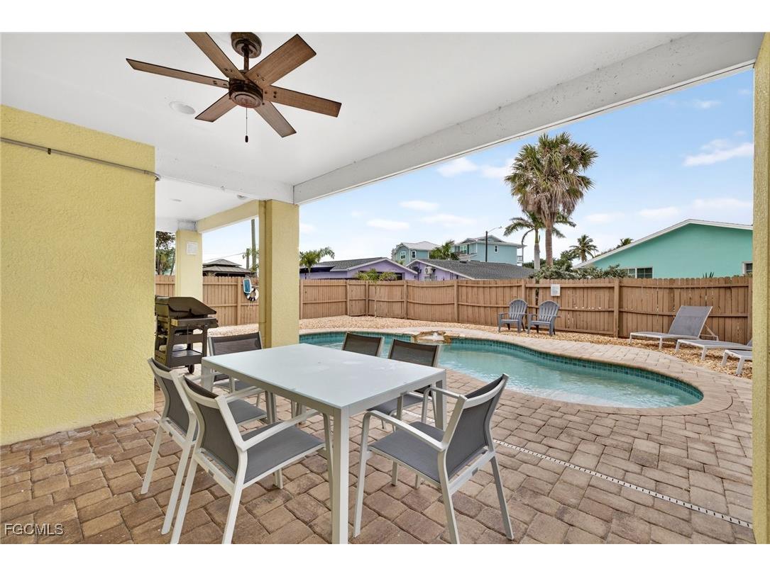 227 Mango Street Fort Myers Beach FL 33931 2025021339 image5