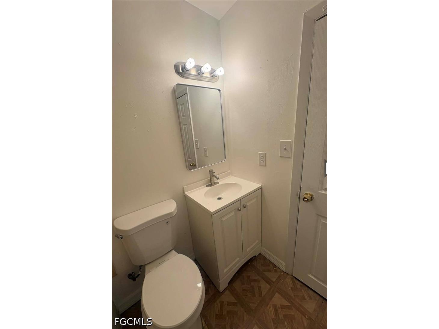 227 Maria Street Fort Myers FL 33916 2026021580 image7